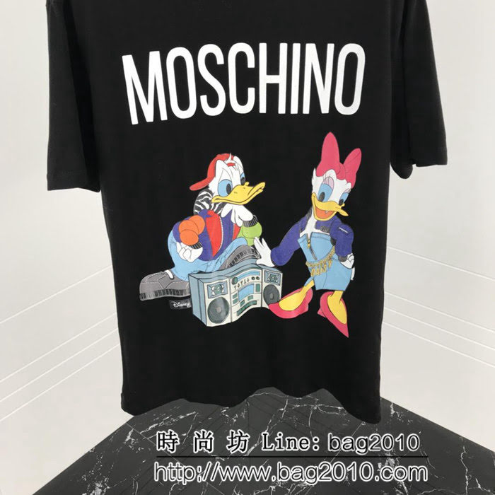 MOSCHIN莫斯奇諾 19ss早春新款短袖 唐老鴨合作系列 趣味可愛唐老鴨印花圖案 定制雙股絲光面料 男女同款 ydi2457